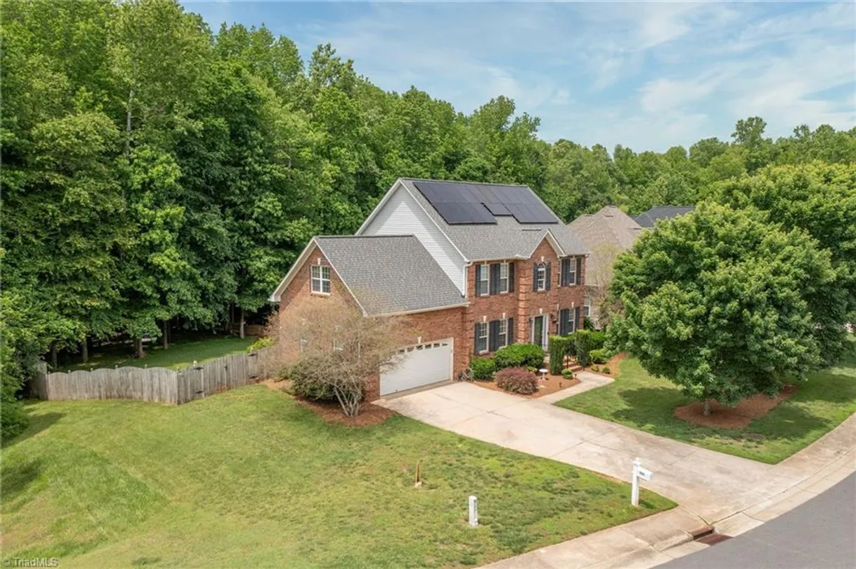 Charlotte Real Estate | View 701 Barrocliff Road | Listing