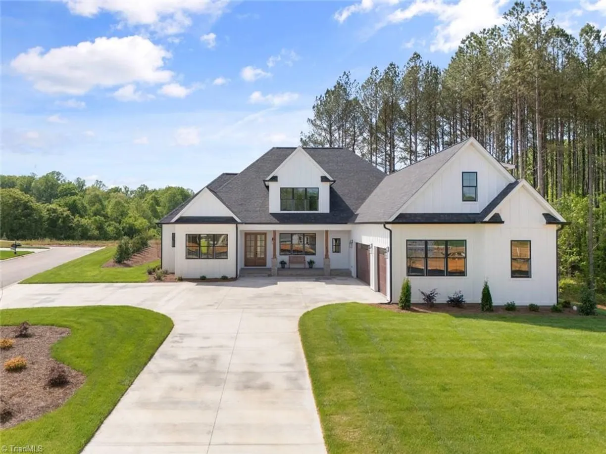 Charlotte Real Estate | View 4215 Penns Meadow Lane | Listing