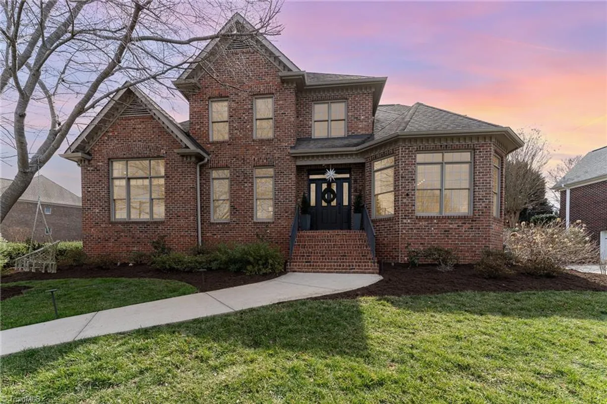 Charlotte Real Estate | View 837 Osprey Ridge Road | 5 Beds, 4 Baths