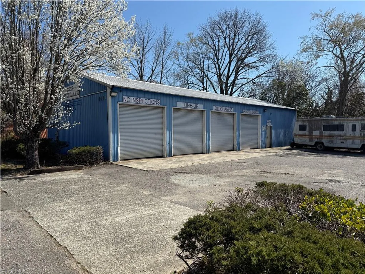 Charlotte Real Estate | View 1409 Morehead Avenue
