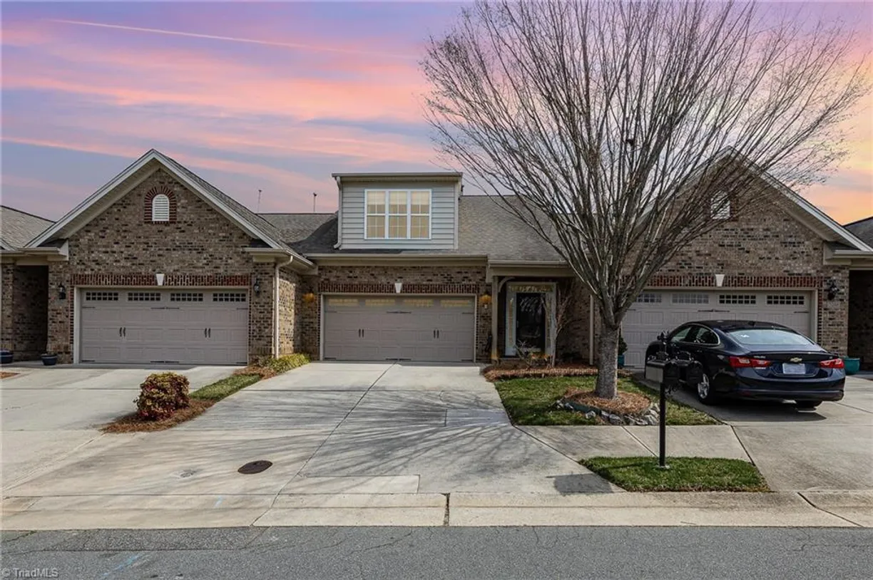 Charlotte Real Estate | View 5252 Esher Drive | 3 Beds, 2 Baths