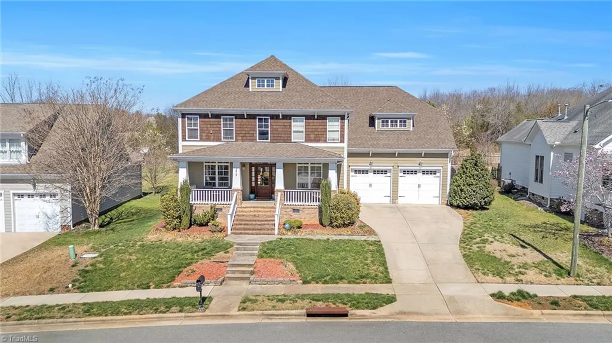 Charlotte Real Estate | View 2015 Stanchion Street | 4 Beds, 2 Baths
