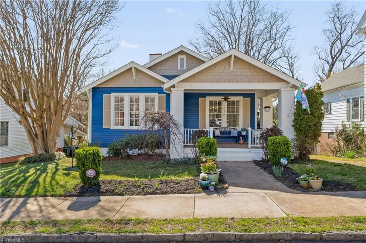 Charlotte Real Estate | View 636 S Green Street | 3 Beds, 2 Baths