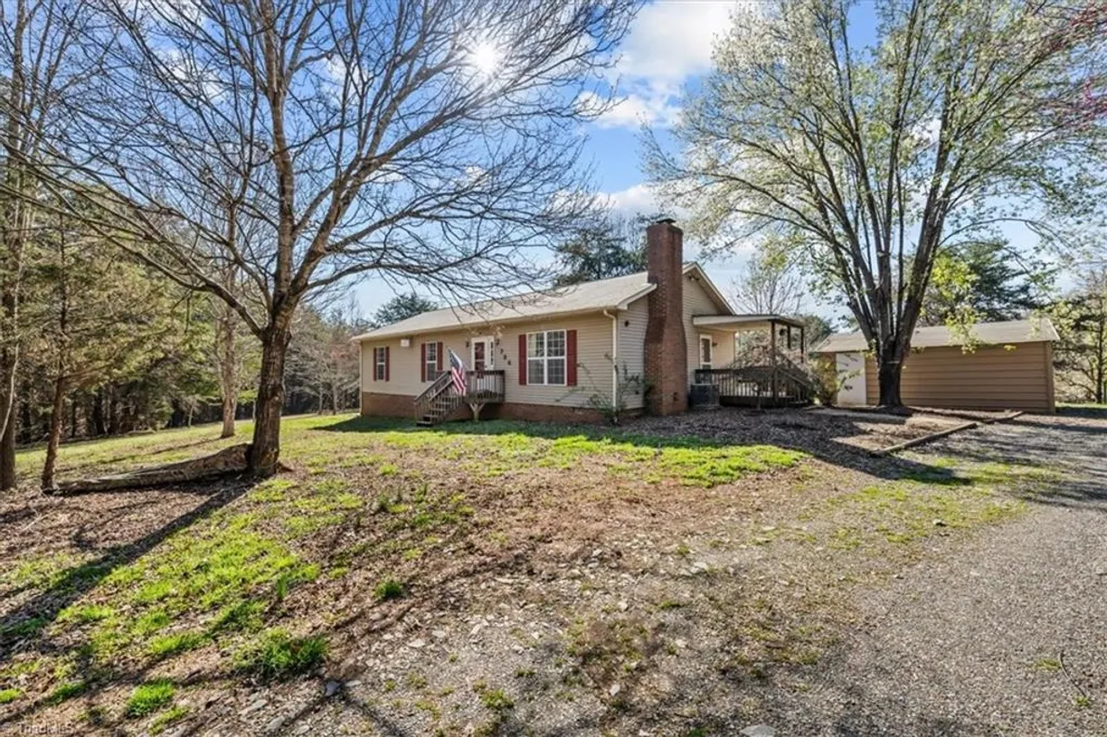Charlotte Real Estate | View 786 McDowell Country Trail | 3 Beds, 2 Baths