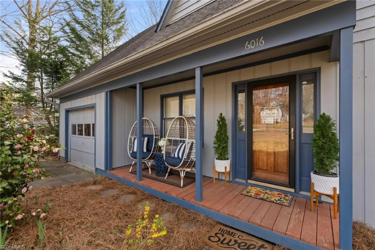 Charlotte Real Estate | View 6016 Allington Court | 3 Beds, 2 Baths