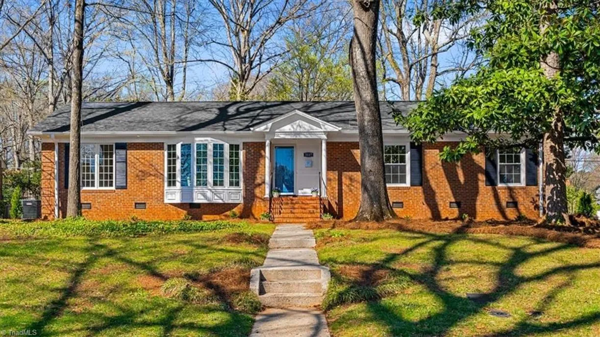 Charlotte Real Estate | View 3117 Northampton Drive | 4 Beds, 3 Baths