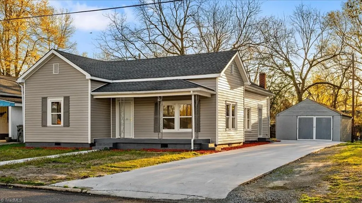 Charlotte Real Estate | View 105 Moore Street | Listing