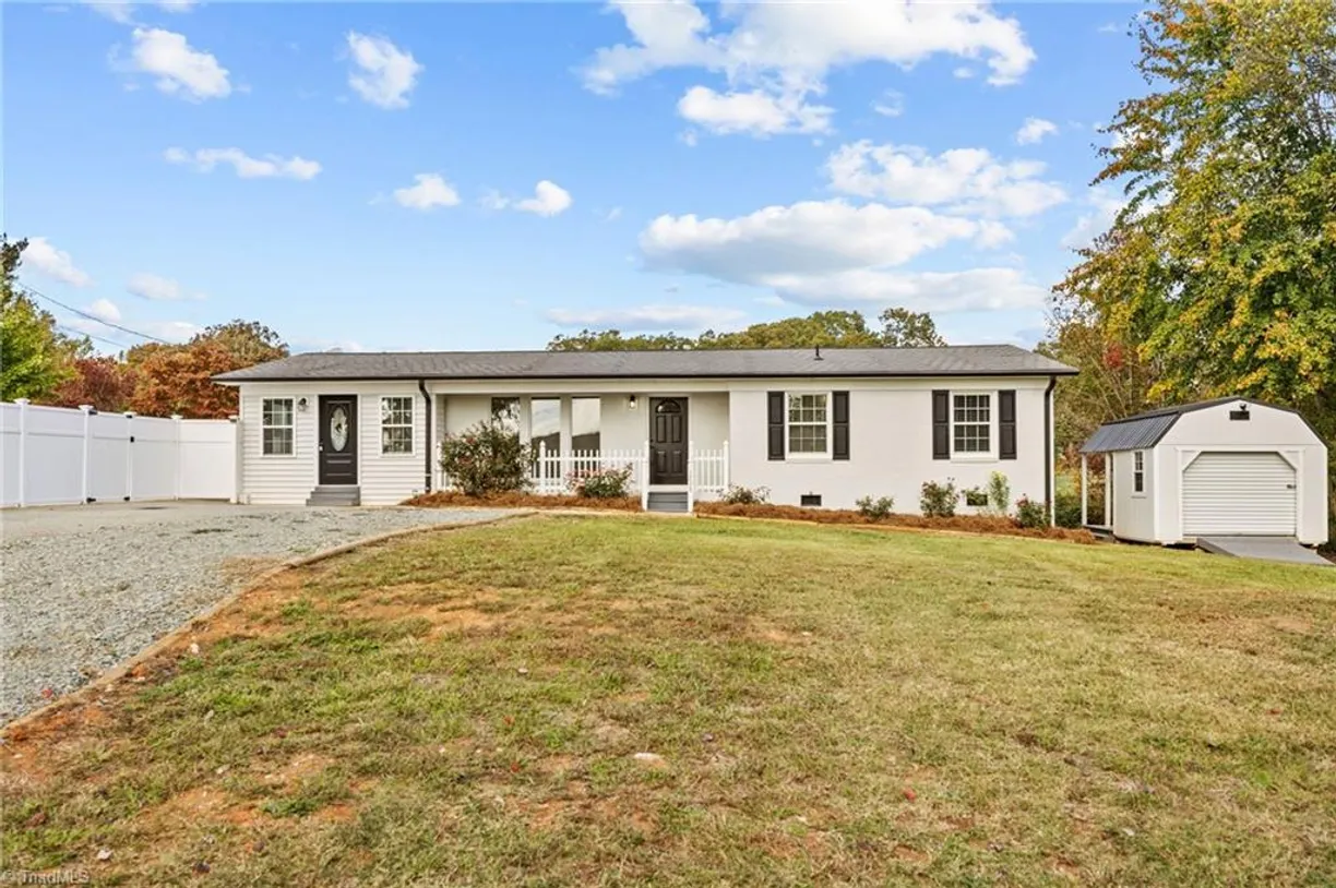 Charlotte Real Estate | View 1228 Oakwood Acres Road | 3 Beds, 2 Baths