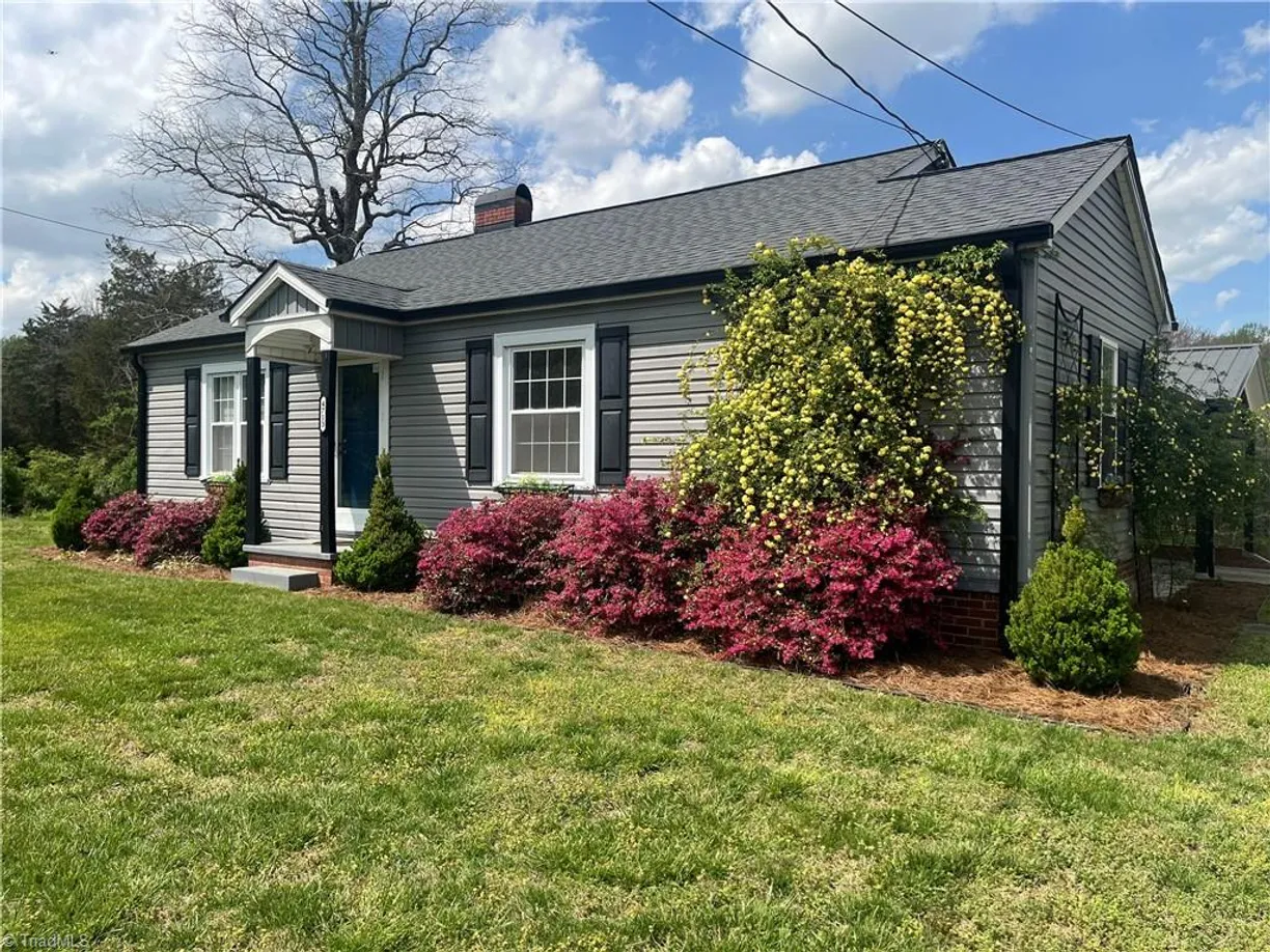 Charlotte Real Estate | View 4713 Kernersville Road | Listing