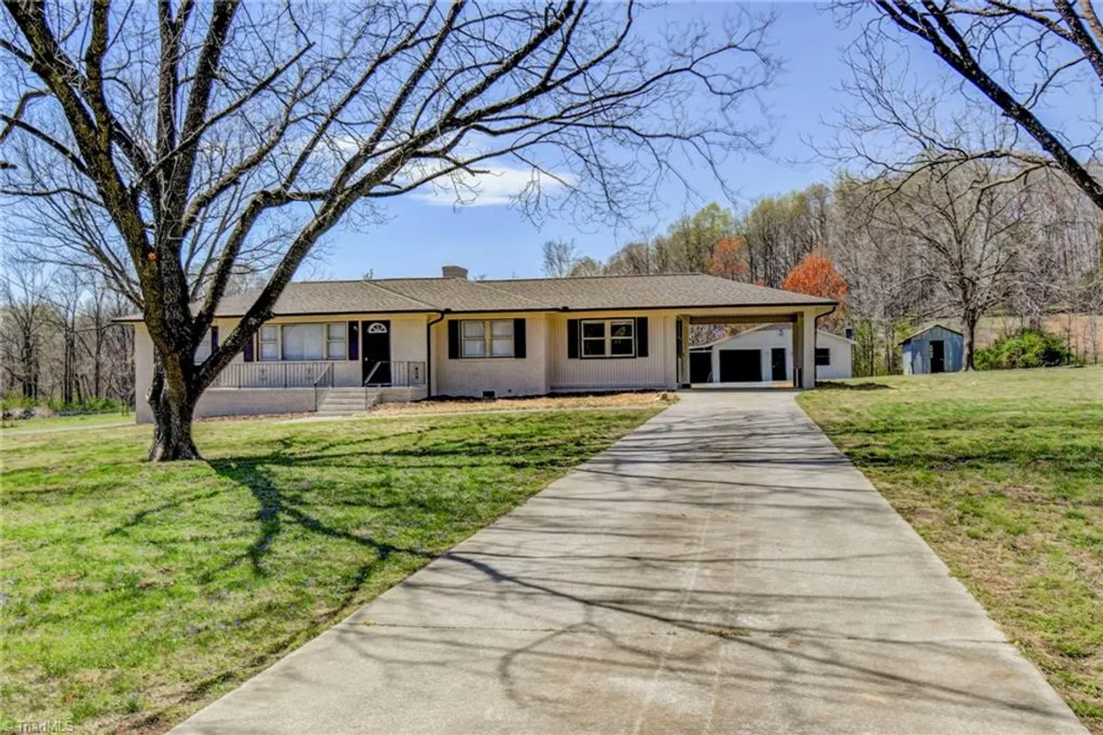 Charlotte Real Estate | View 1567 Wicker Lovell Road | 3 Beds, 2 Baths