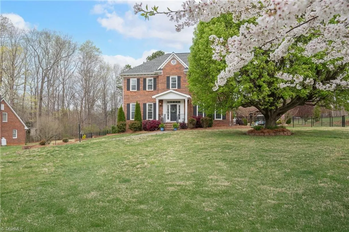 Charlotte Real Estate | View 8175 Styers Ferry Road | 4 Beds, 2 Baths