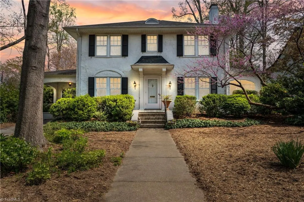 Charlotte Real Estate | View 209 S Chapman Street | 3 Beds, 2 Baths