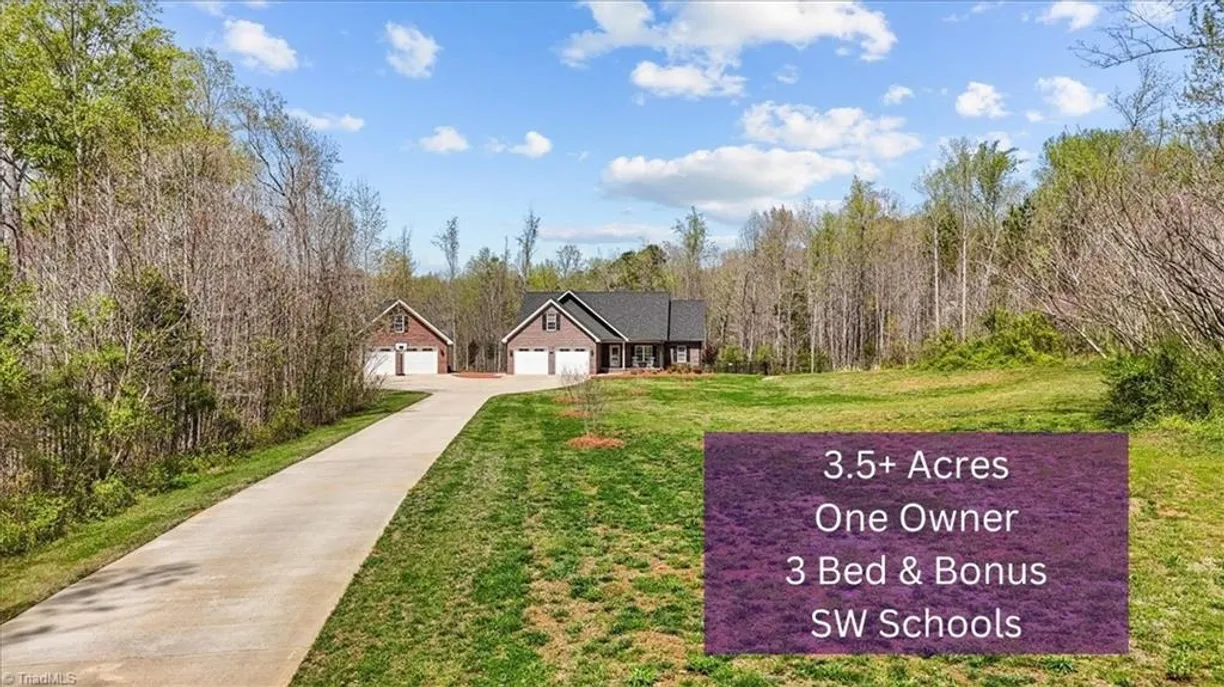 Charlotte Real Estate | View 1770 Lassiter Mill Road | 3 Beds, 3 Baths