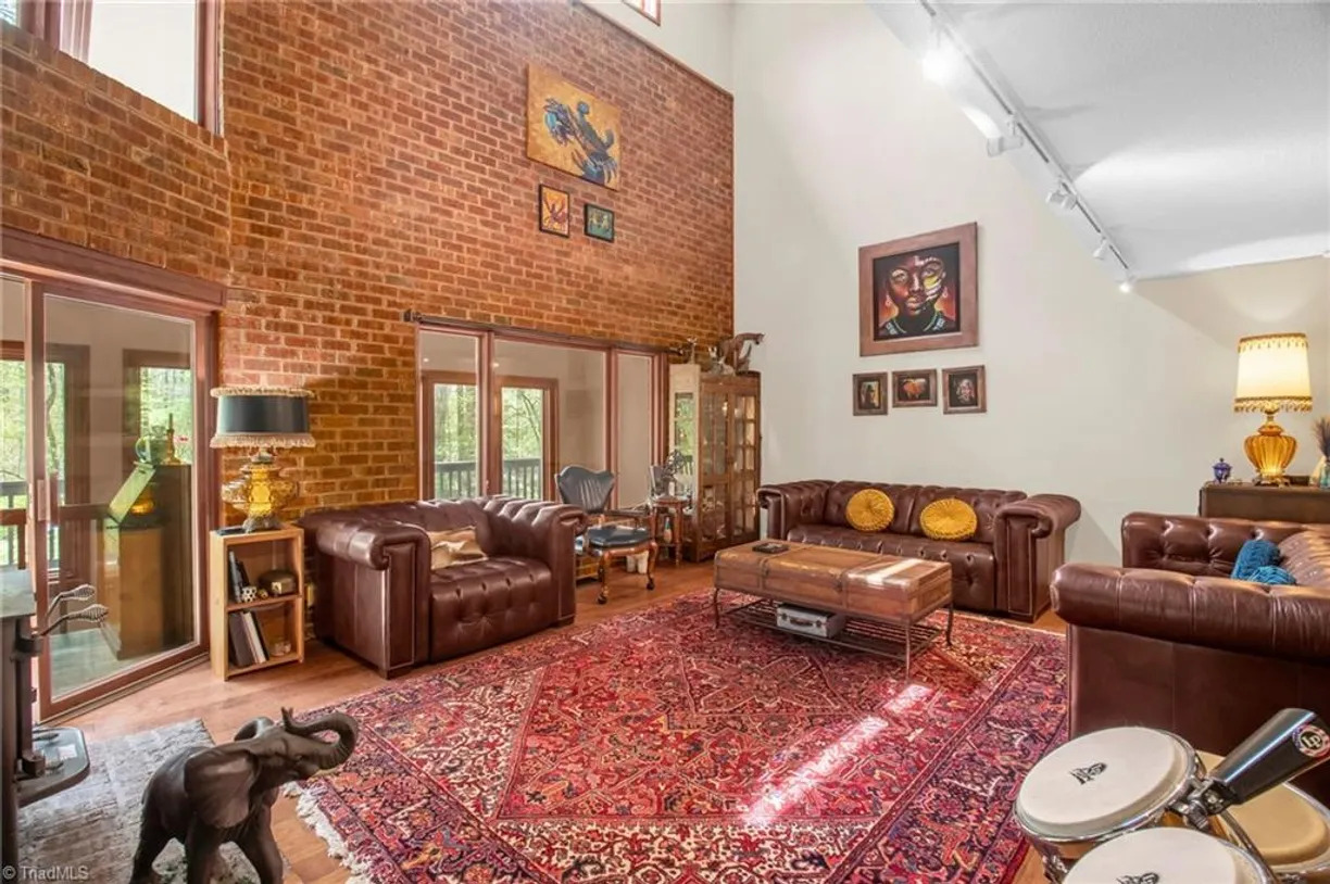 Charlotte Real Estate | View 3742 Fieldview Road | Listing