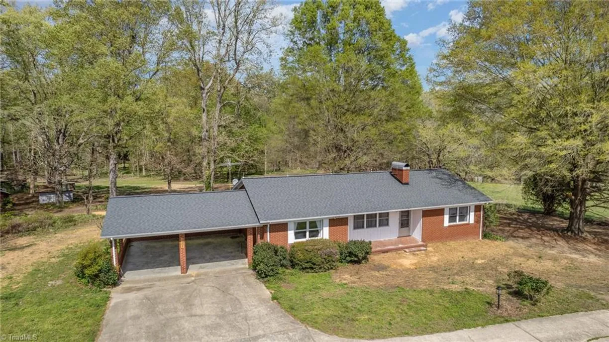 Charlotte Real Estate | View 3803 Holly Spring Road | Listing