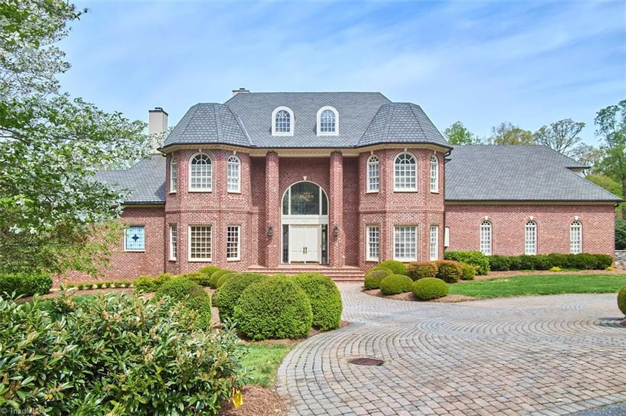 Charlotte Real Estate | View 1095 Fieldwood Lane | 6 Beds, 5 Baths