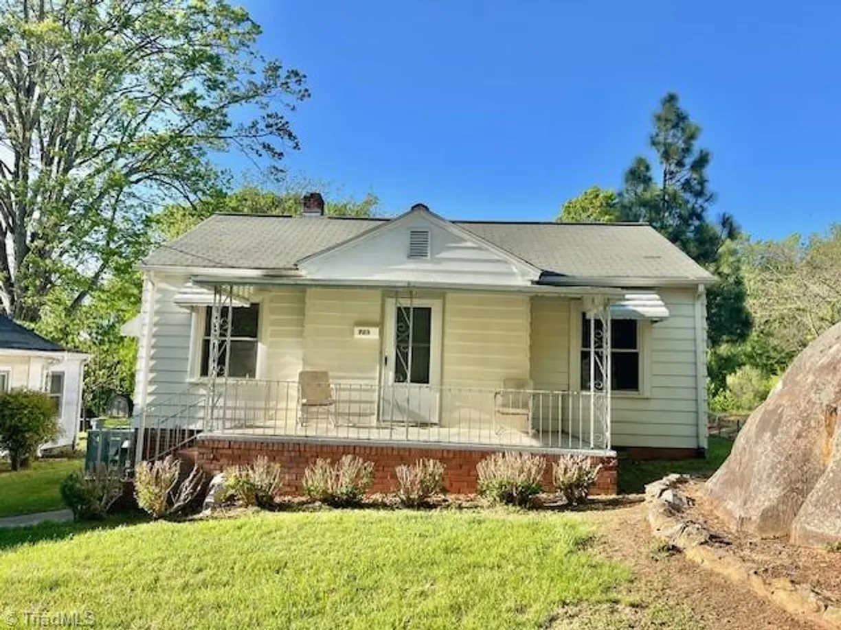 Charlotte Real Estate | View 723 Franks Street | 3 Beds, 1 Bath