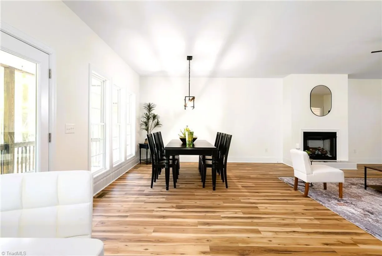 Charlotte Real Estate | View 433 E Brookwood Avenue | Listing