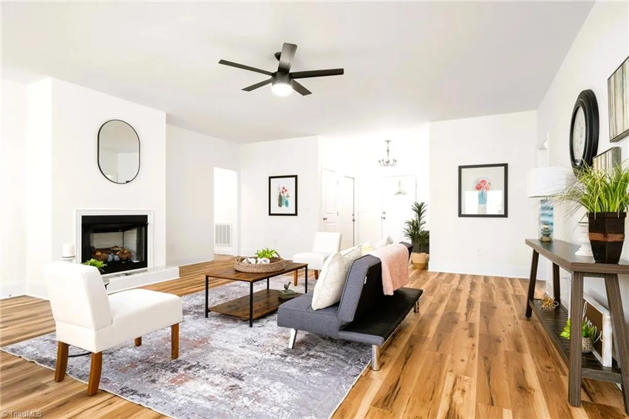 Charlotte Real Estate | View 433 E Brookwood Avenue | Listing