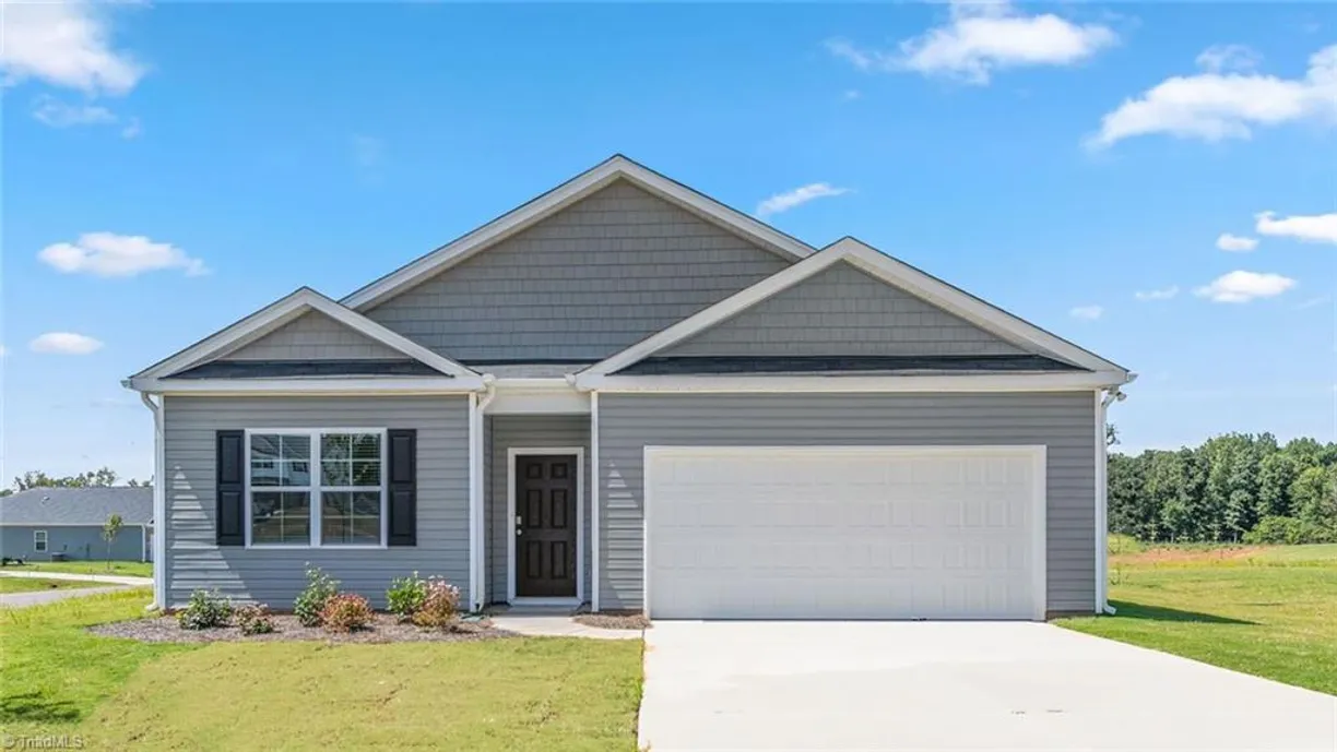 Charlotte Real Estate | View 146 Preston Oaks Drive | 4 Beds, 2 Baths