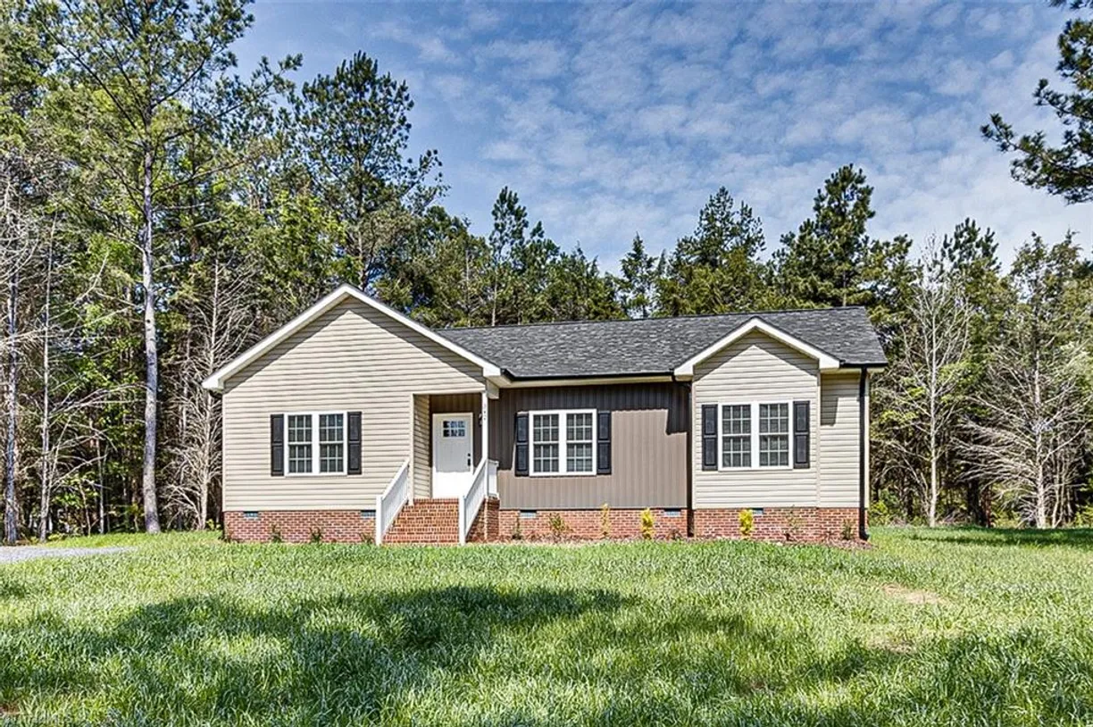 Charlotte Real Estate | View 342 Lick Creek Church Road | 3 Beds, 2 Baths