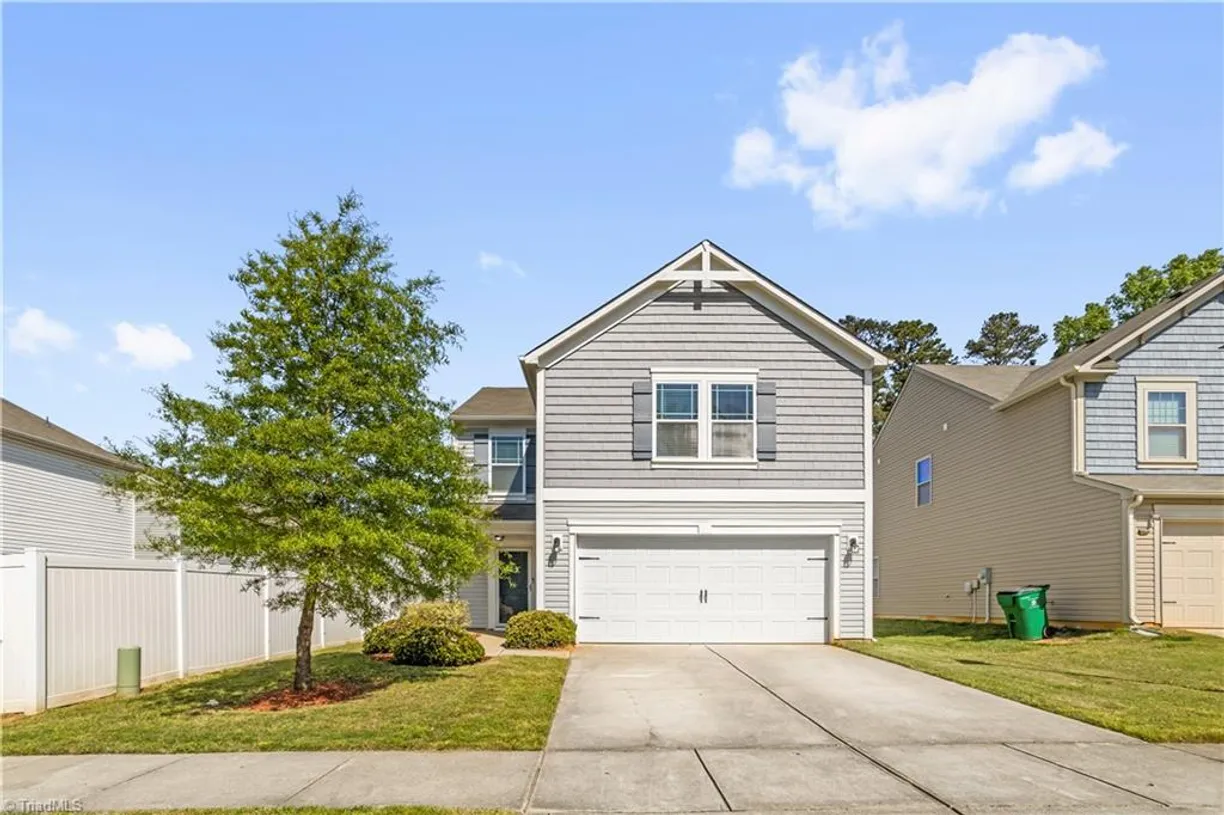 Charlotte Real Estate | View 3119 Auten Avenue | 4 Beds, 2 Baths