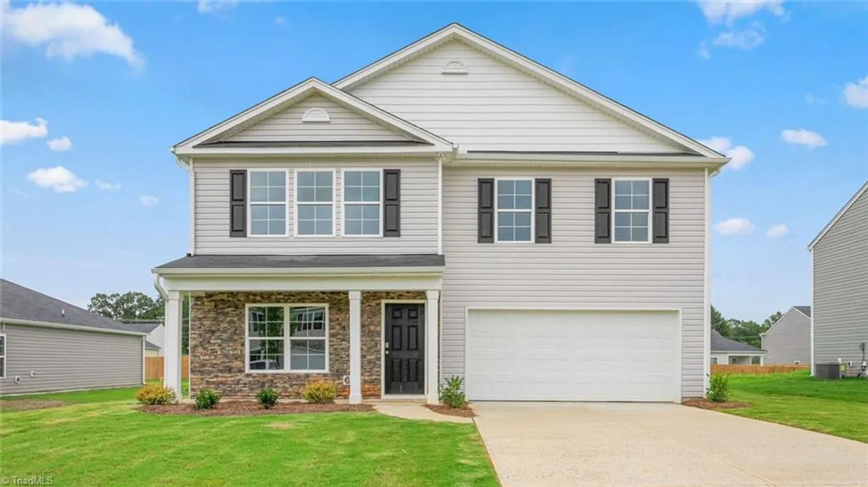 Charlotte Real Estate | View 506 Lochalsh Drive | 4 Beds, 2 Baths