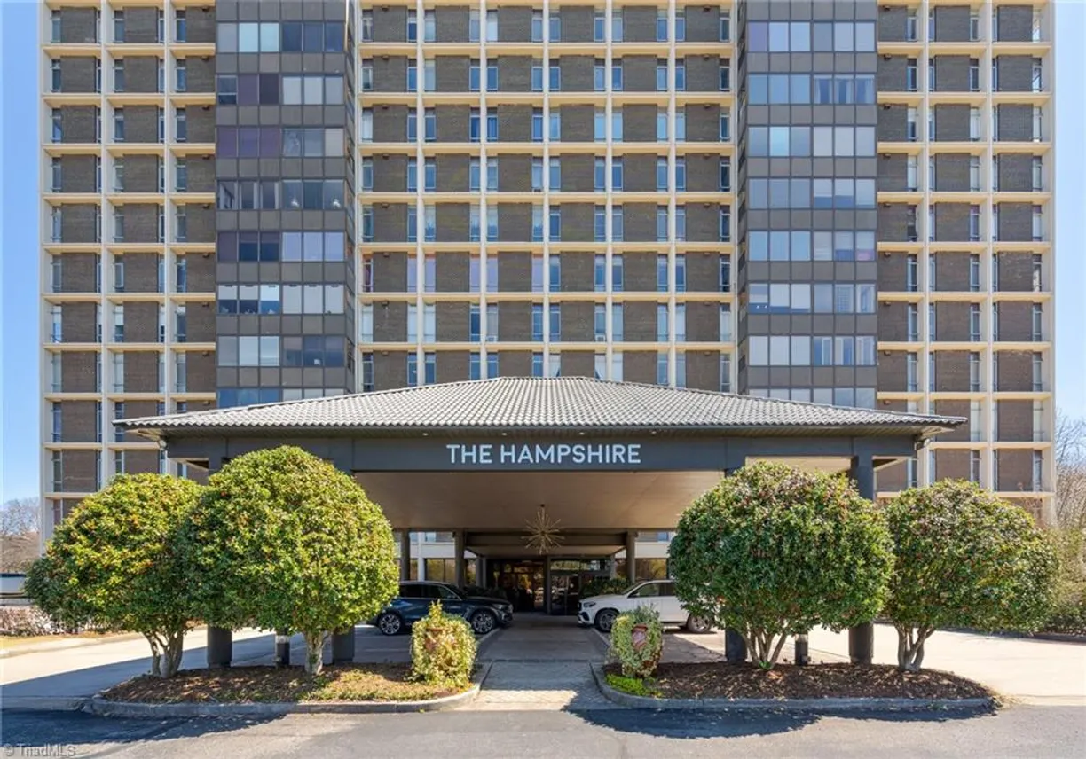 Charlotte Real Estate | View 1101 N Elm Street, 104 | 2 Beds, 2 Baths