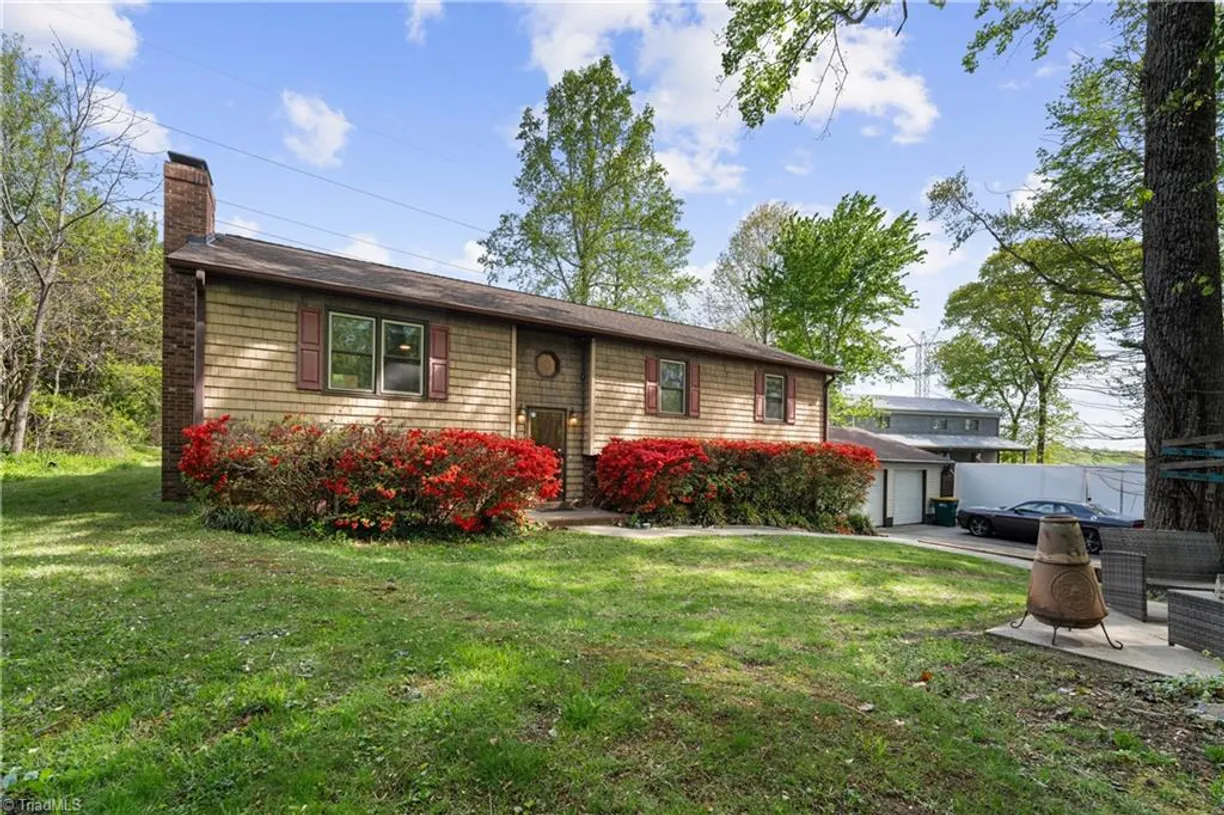 Charlotte Real Estate | View 459 Forest Creek Drive | 3 Beds, 3 Baths