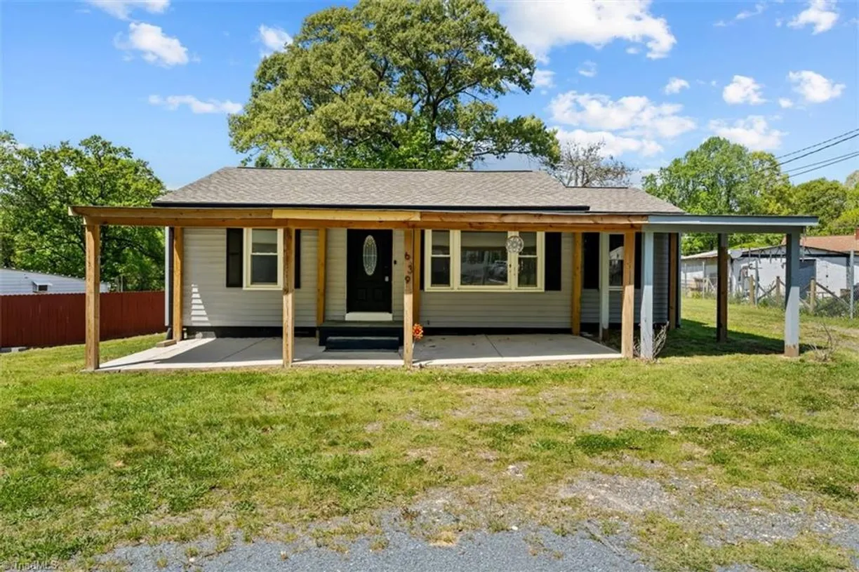 Charlotte Real Estate | View 639 Vance Street | 4 Beds, 2 Baths