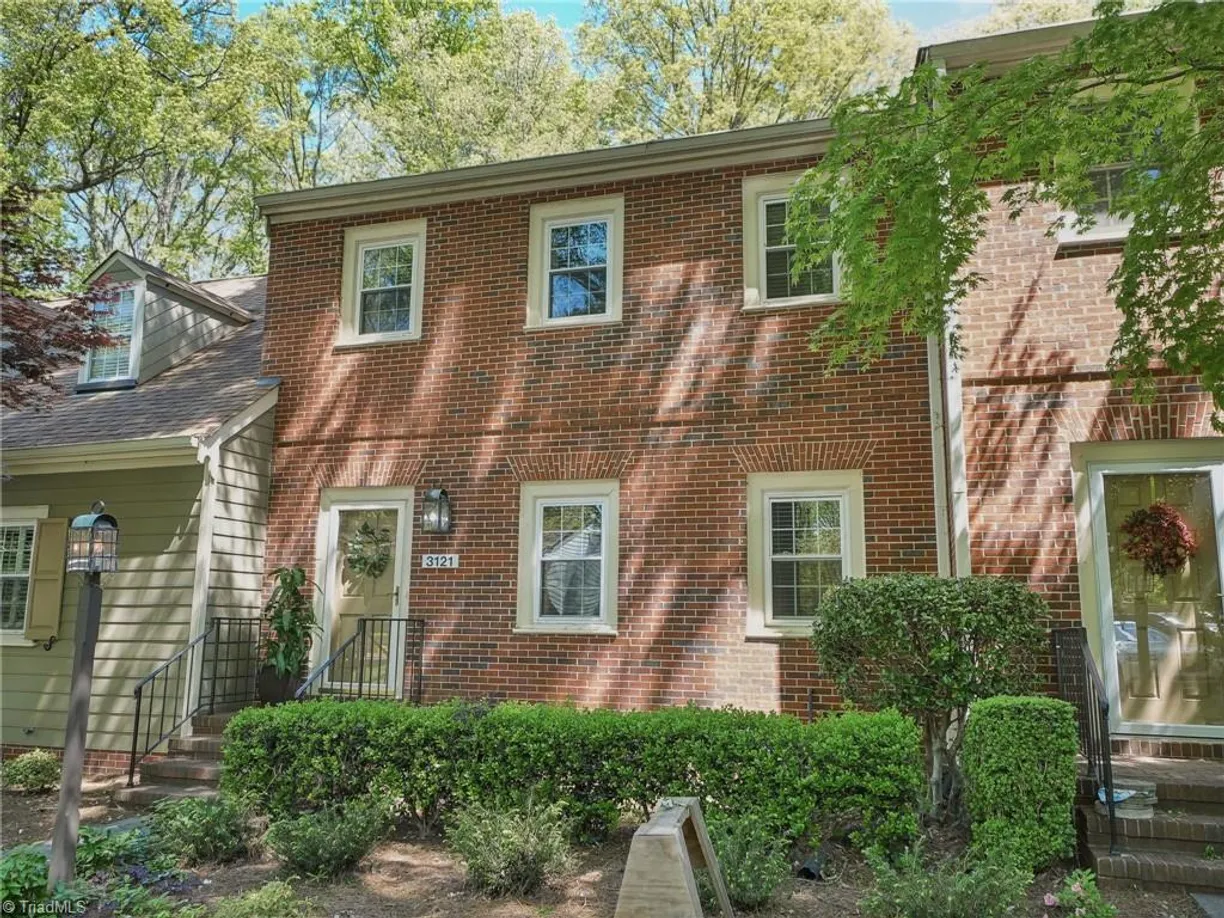 Charlotte Real Estate | View 3121 Sedgefield Gate Road | 3 Beds, 3 Baths