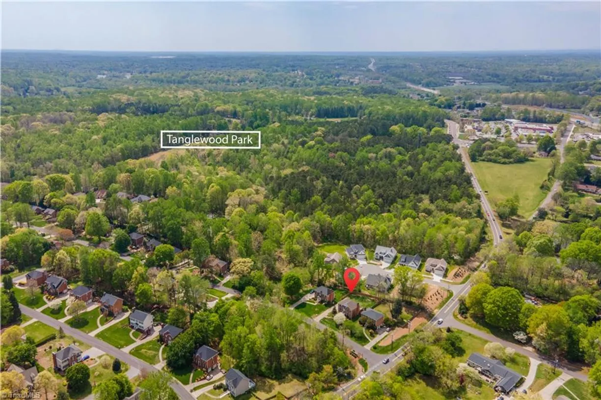 Charlotte Real Estate | View 4504 Carriagebrook Court | Listing
