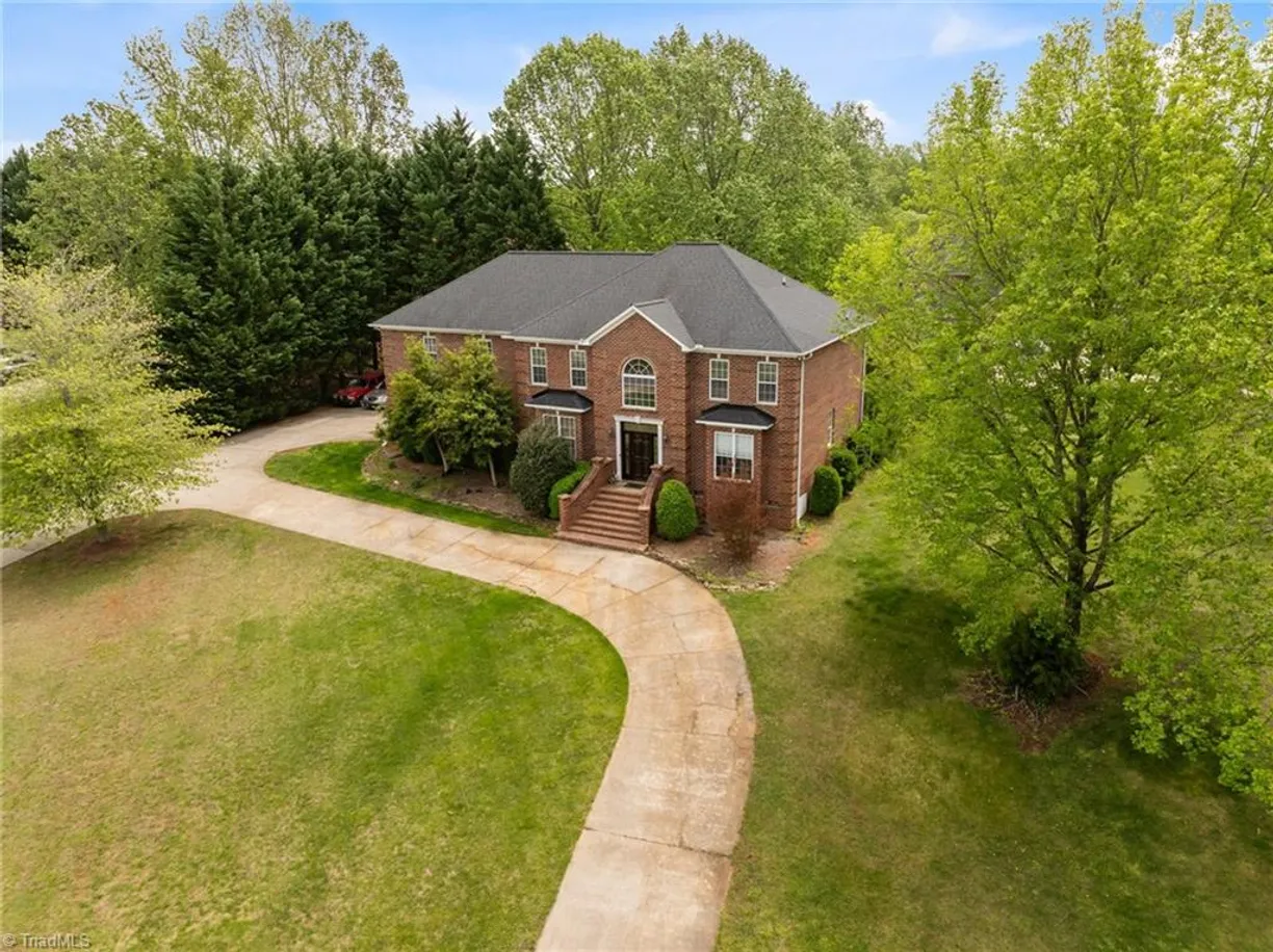 Charlotte Real Estate | View 7173 Falcon Way | Listing