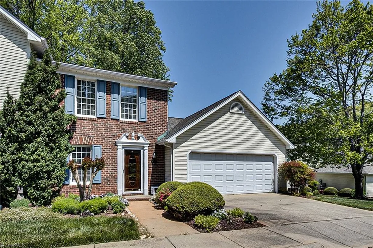 Charlotte Real Estate | View 858-C Windermere Court | 3 Beds, 2 Baths