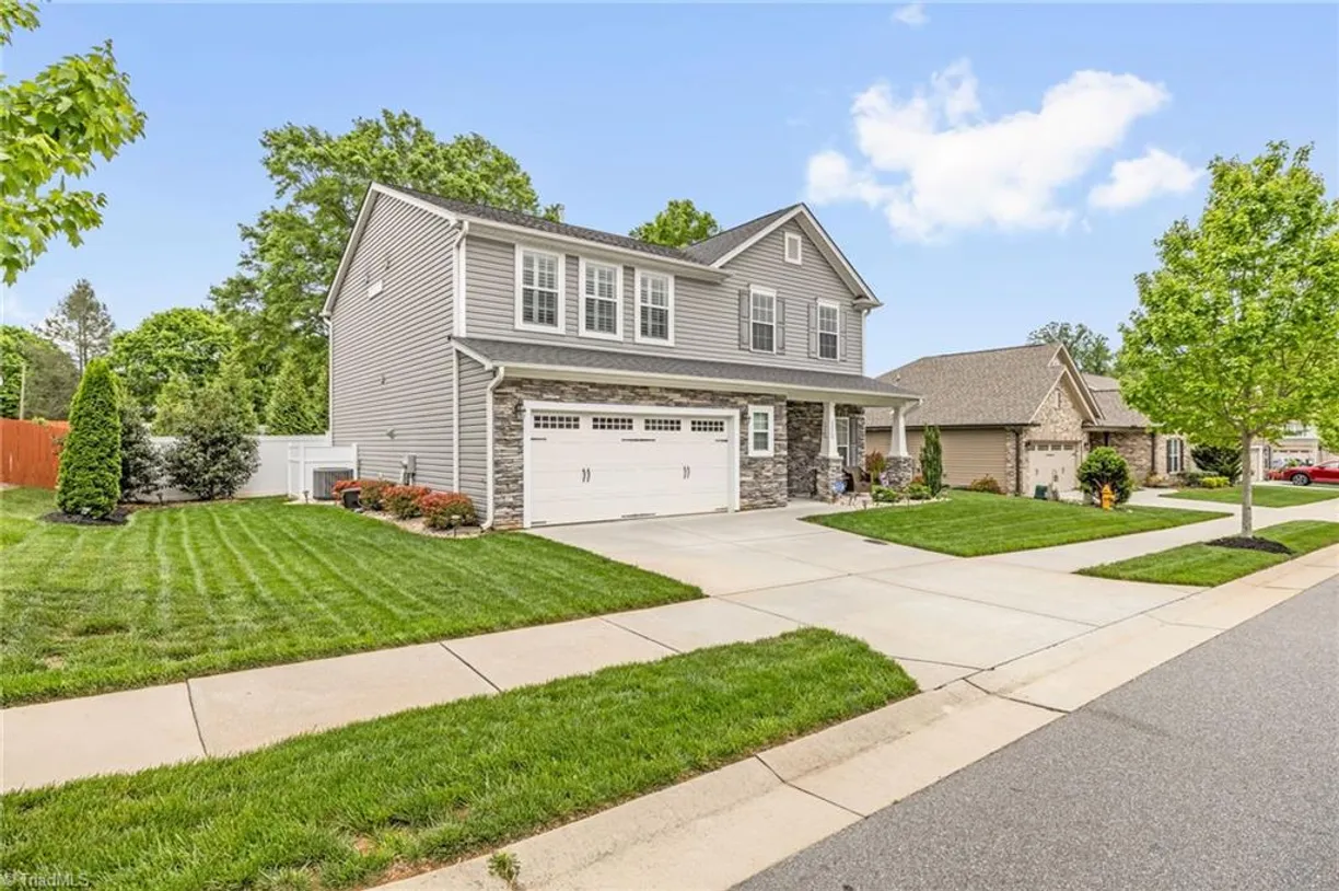 Charlotte Real Estate | View 6212 Hampton Chase Drive | Listing