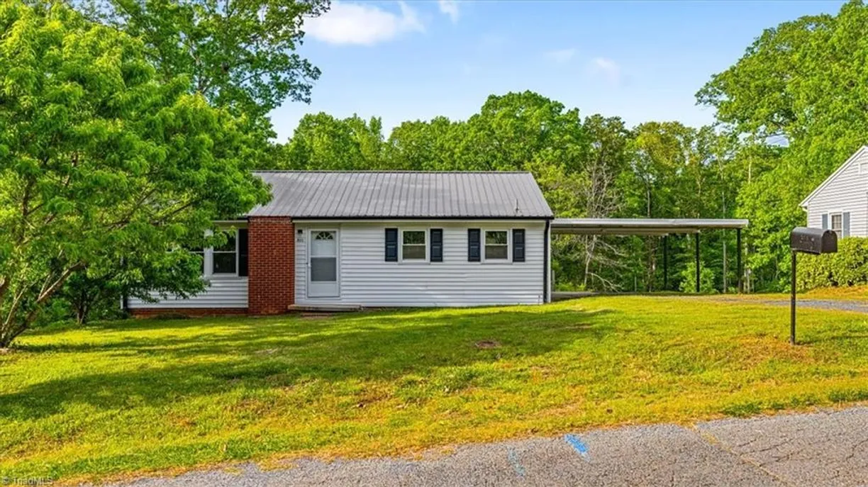 Charlotte Real Estate | View 311 Sharon Avenue | Listing