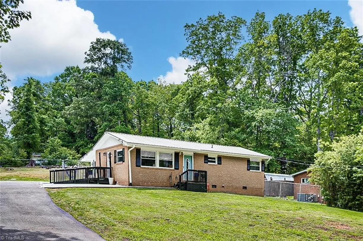 Charlotte Real Estate | View 340 Auman Avenue | 3 Beds, 1 Bath