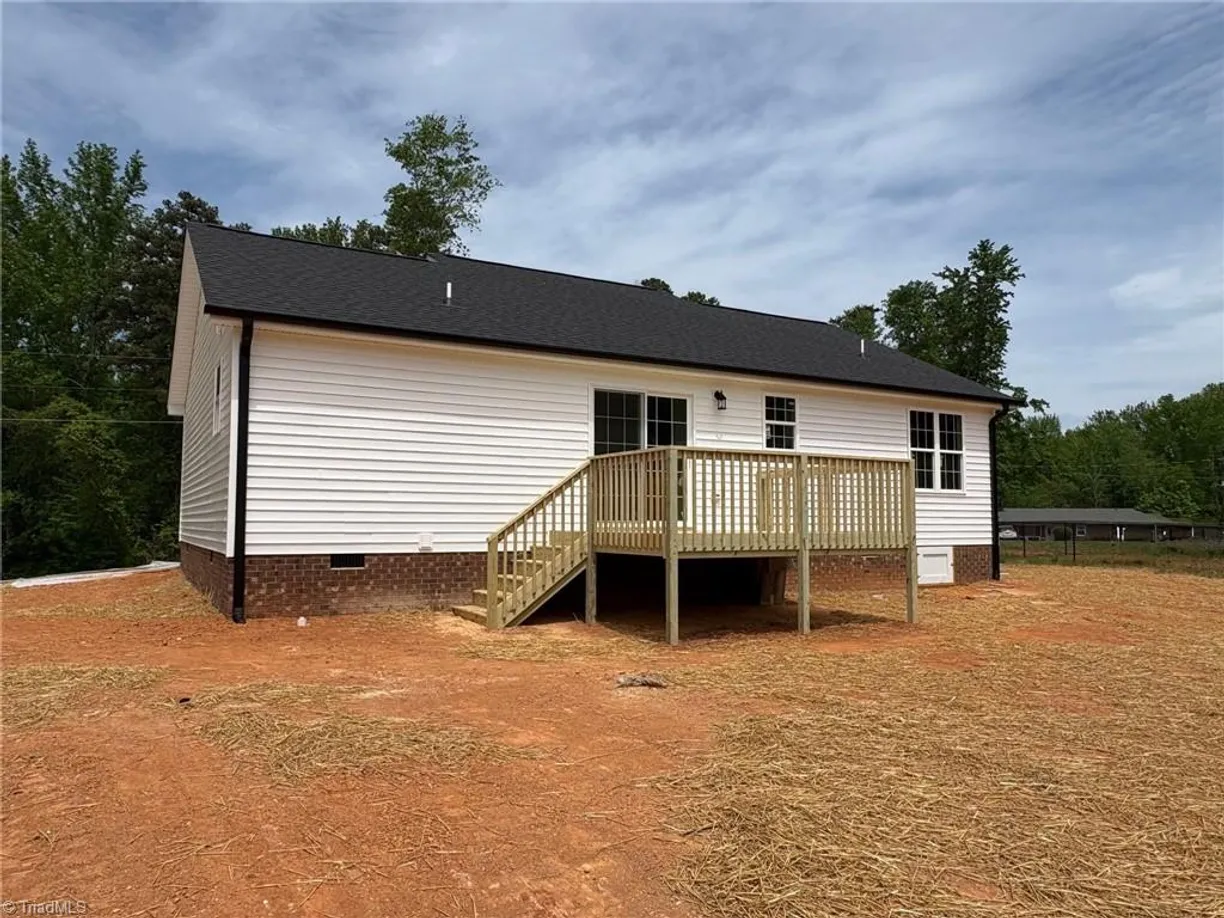 Charlotte Real Estate | View 2674 Valewood Drive | Listing
