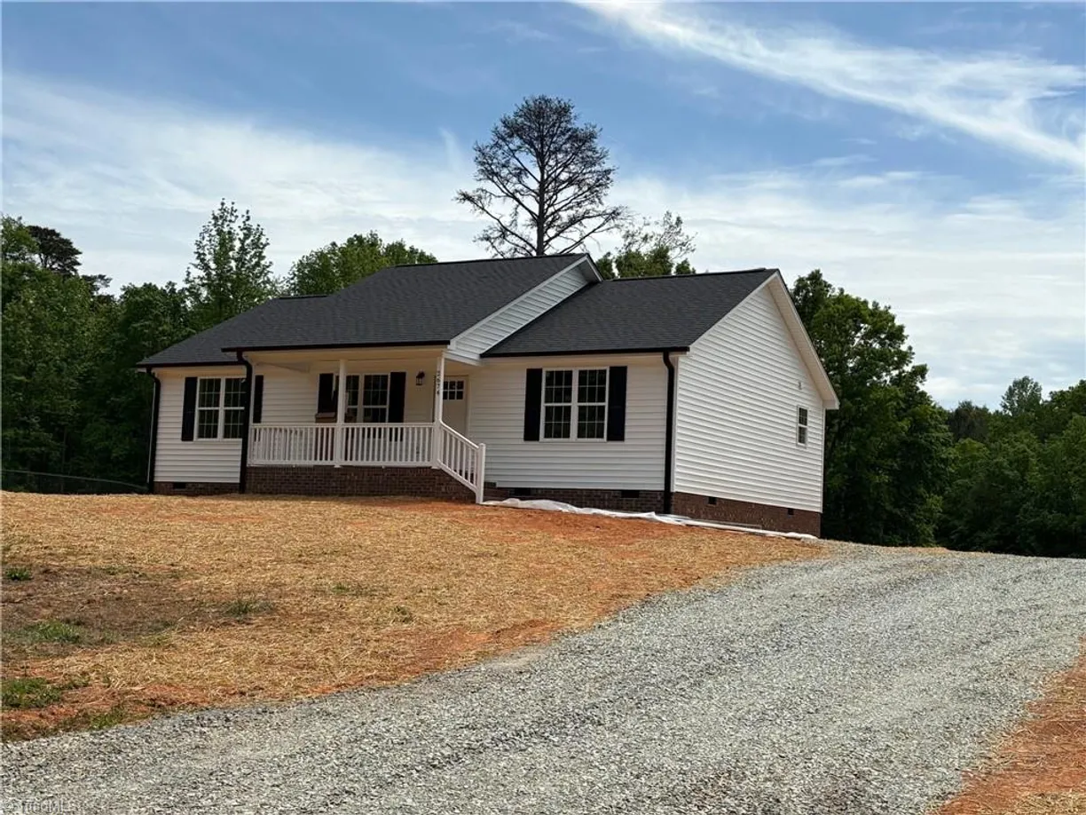 Charlotte Real Estate | View 2674 Valewood Drive | Listing