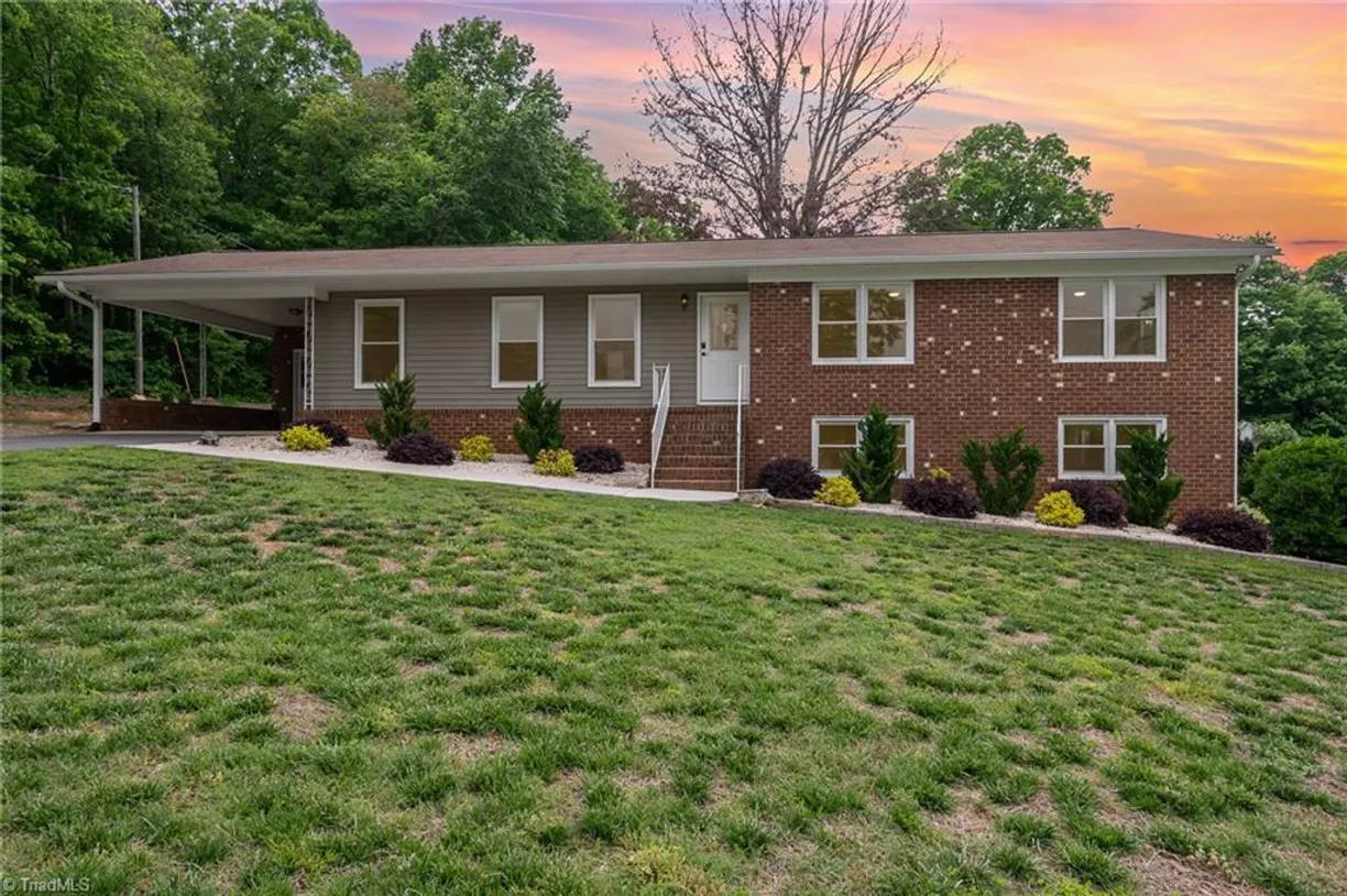 Charlotte Real Estate | View 1082 Mcdowell Road | 3 Beds, 3 Baths