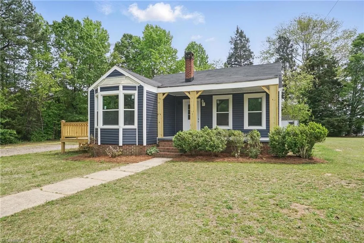 Charlotte Real Estate | View 410 17th Street | Listing