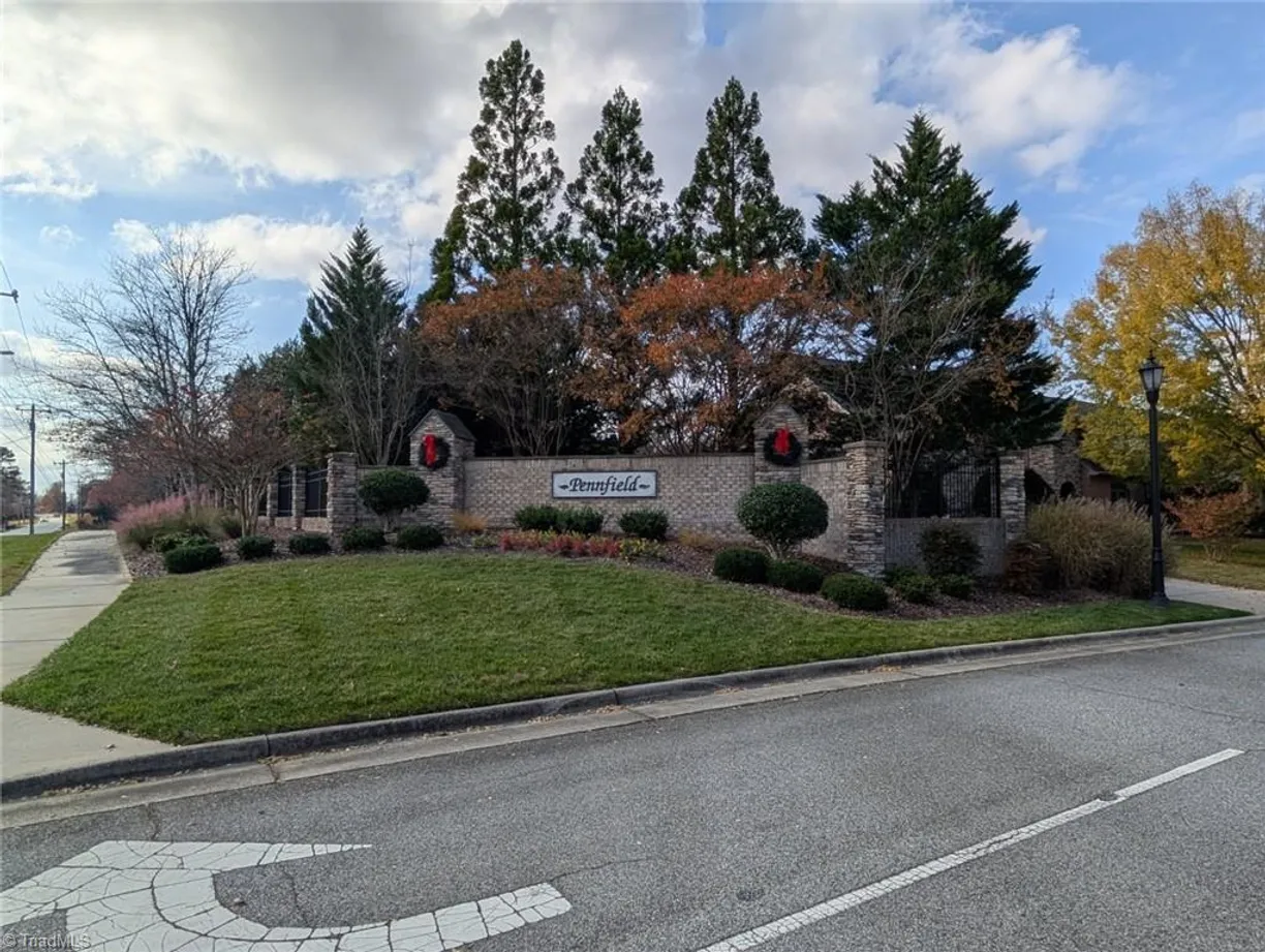 2731 Croquet Circle, High Point, NC 27262 Property for sale
