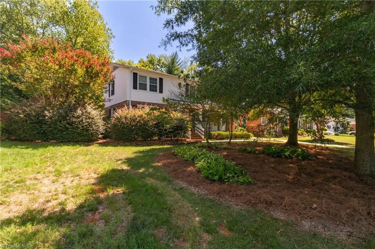 2014 Medhurst Drive, Greensboro, NC 27410 Property for sale