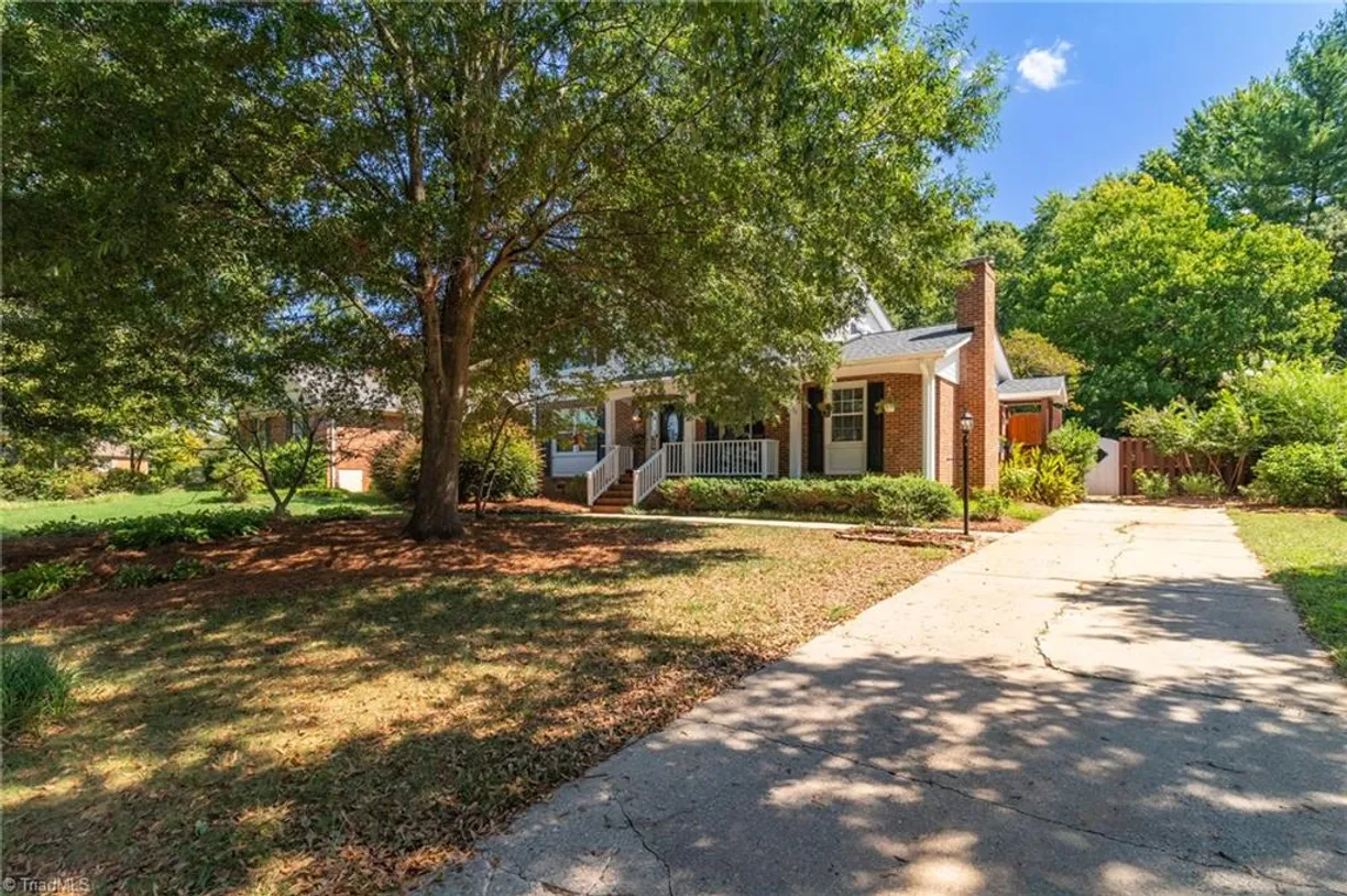 2014 Medhurst Drive, Greensboro, NC 27410 Property for sale