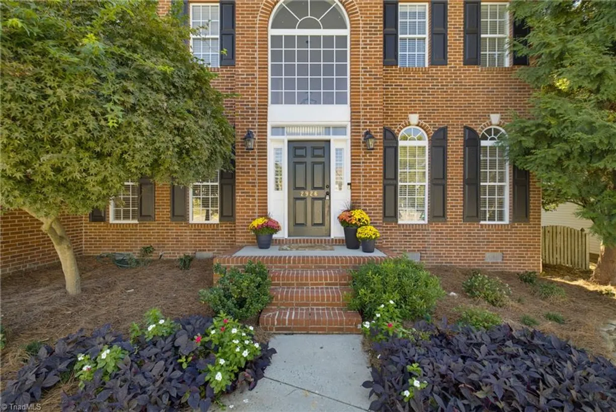 2926 Shady View Drive, High Point, NC 27265 Property for sale