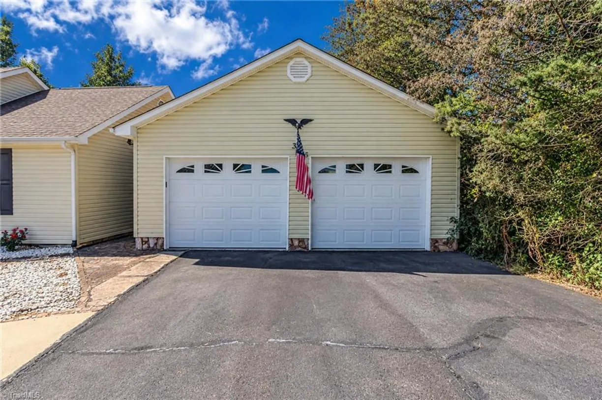 385 WR Gillespie Road, Dobson, NC 27017 Property for sale