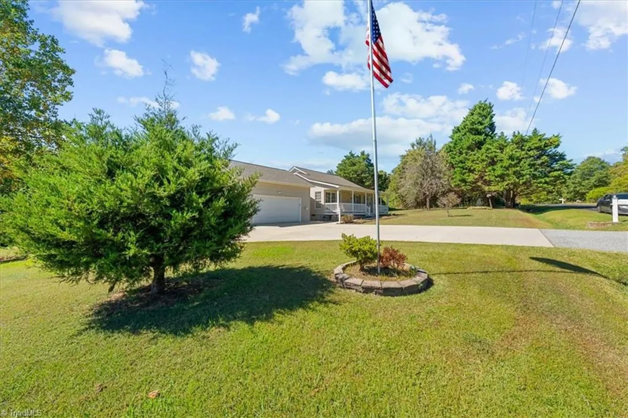 324 Deerfield Country Road, Randleman, NC 27317 Property for sale