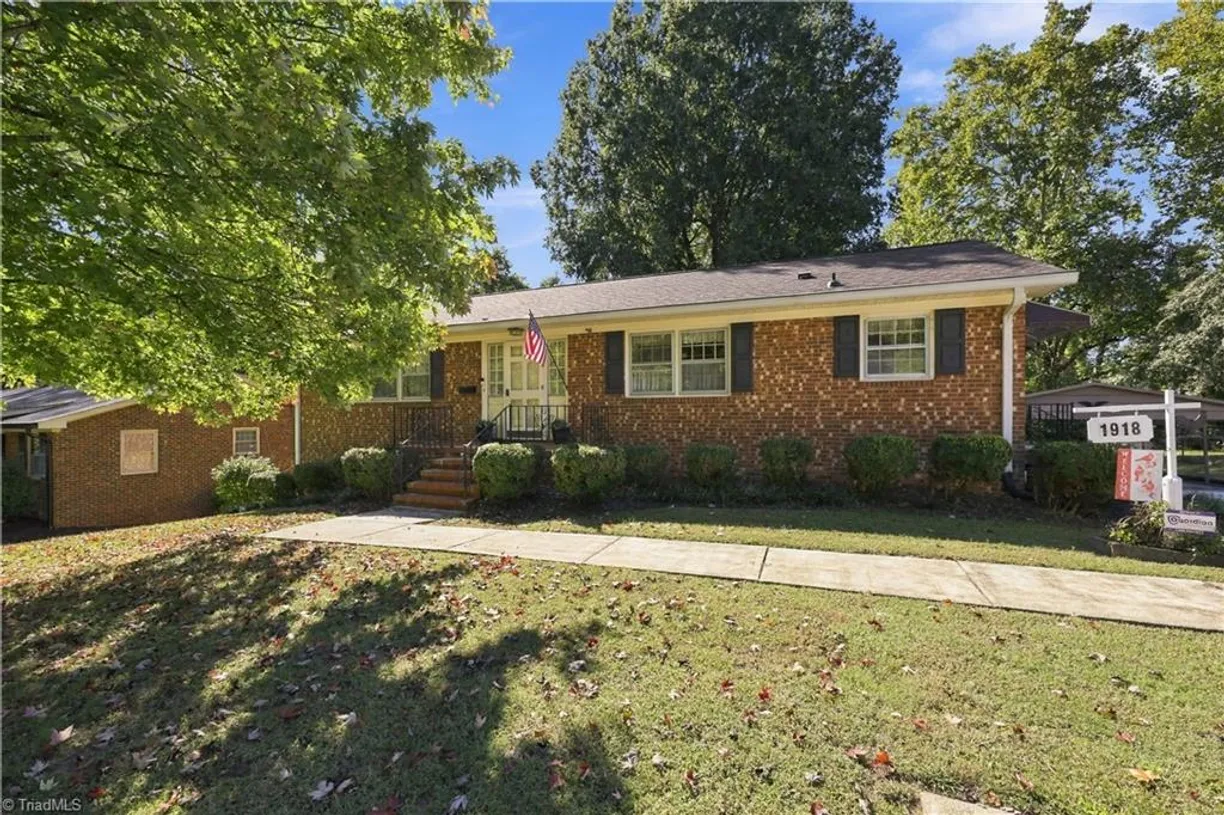 1918 Front Street W, Burlington, NC 27215 Property for sale