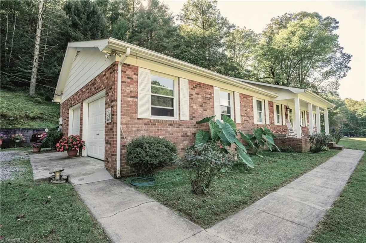 5609 Elk Creek Darby Road #Elk Creek Darby Rd, Ferguson, NC 28624 ...