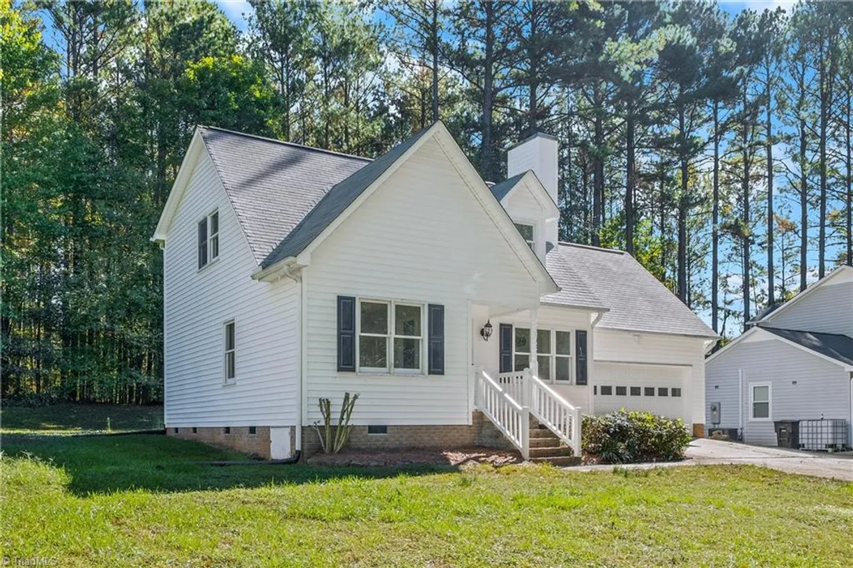 5869 Poppy Seed Drive, Belews Creek, NC 27009 Property for sale